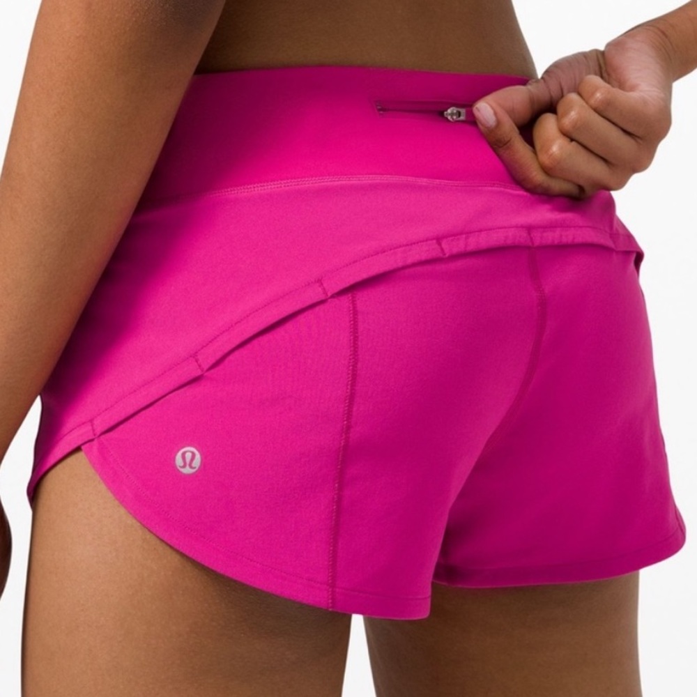 LULULEMON Speed Up Lined Short Size 6